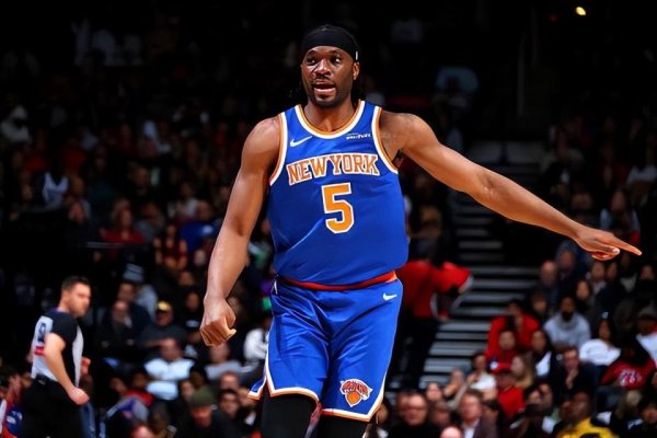 赢金配资网 热火对前尼克斯替补内线很感兴趣，但他们暂时没办法签下他？